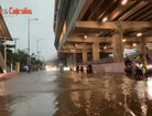 Mưa lớn, tuyến đường gần trạm Metro Suối Tiên ngập nặng