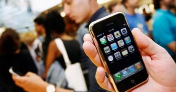 Hối hận vì đánh giá thấp iPhone của huyền thoại Steve Jobs