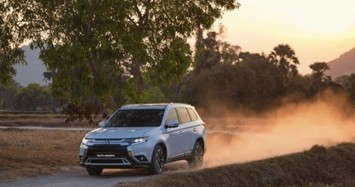 Giá xe Mitsubishi Outlander tháng 6/2024, hỗ trợ 50% phí trước bạ