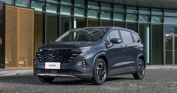 Giá xe Hyundai Custin lăn bánh kèm ưu đãi tháng 7/2024