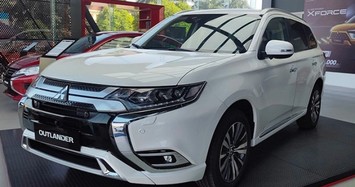 Giá xe Mitsubishi Outlander tháng 11/2024, lăn bánh giảm 50% phí trước bạ