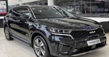 Chọn mua Mazda CX-8 hay KIA Sorento trong tầm giá nhỉnh tỷ đồng?