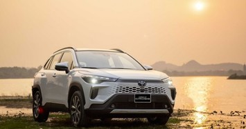 Giá xe Toyota Corolla Cross niêm yết và lăn bánh tháng 12/2024