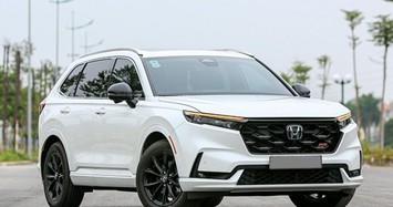 Giá xe Honda CR-V tháng 3/2025, tặng 100% lệ phí trước bạ