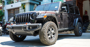 Chi tiết Jeep Wrangler Unlimited Rubicon đầy hấp dẫn ở Sài Gòn