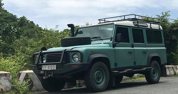 Land Rover Defender TD5 dùng 18 năm bán hơn 2 tỷ  