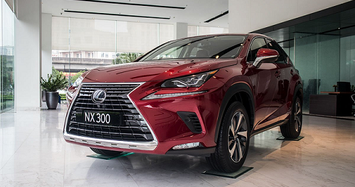 Cận cảnh Lexus NX 300 hơn 2,5 tỷ đồng tại Hà Nội