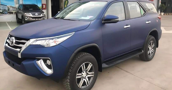 Toyota Fortuner Limited Edition hơn 1 tỷ ở Sài Gòn