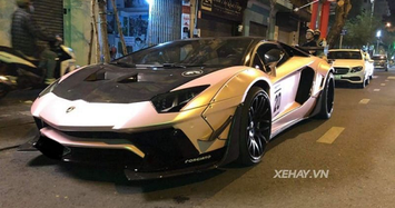 Cận cảnh Lamborghini Aventador độ Liberty Walk độc nhất Việt Nam