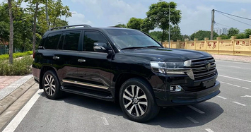 Cận cảnh Toyota Land Cruiser 2018 nhập từ Nga có giá hơn 6 tỷ 