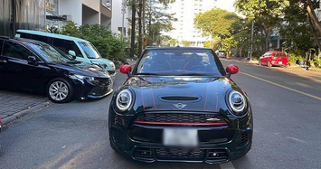 Đại gia Cường Đô la chở con gái trên MINI John Cooper mui trần giá 2,5 tỷ