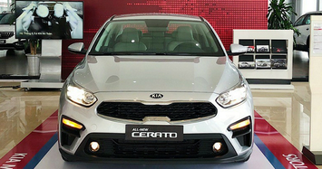 Kia Cerato được giảm giá còn ngang xe hạng B