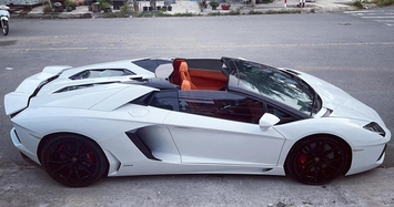 Đại gia Sài Gòn thay áo cho nội thất siêu xe Lamborghini Aventador 