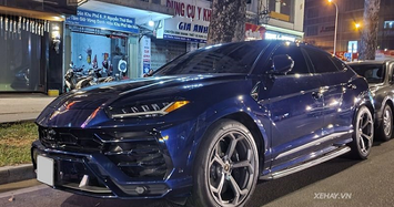 Cận cảnh Lamborghini Urus hơn 20 tỷ màu xanh ở Sài Gòn 