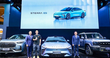 Sterra ES sạc 5 phút chạy 150km đấu Tesla Model 3