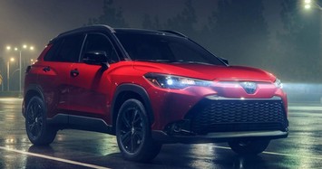 Toyota trình làng phiên bản nâng cấp SUV Corolla Cross vào tháng 2 