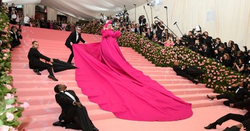 Choáng với loạt trang phục kỳ lạ “khó đỡ” tại Met Gala 2019