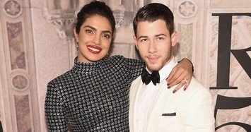 Hơn chồng 10 tuổi, mỹ nhân Ấn Độ Priyanka Chopra vẫn đẹp ngời ngời nhờ bí quyết này