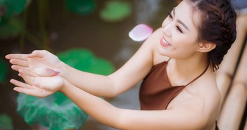 Ngắm dàn sao Việt đẹp dịu dàng bên hoa Sen