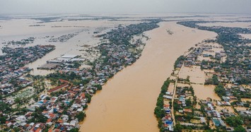 Vietnam Airlines, Vietjet, Bamboo... chuyển hàng cứu trợ miễn phí đến miền Trung 