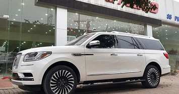 Soi "nội thất" siêu xe Lincoln Navigator L giá gần 10 tỷ mới tới Hà Nội