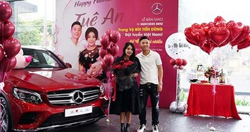 Trung vệ Bùi Tiến Dũng tậu SUV Mercedes-Benz GLC tiền tỷ tặng bà xã 