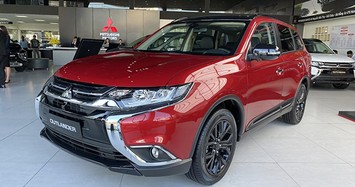 Mitsubishi Outlander bất ngờ giảm tới 180 triệu 