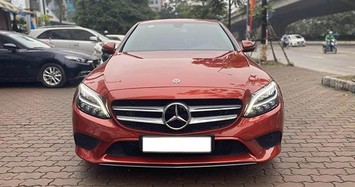 Xe sang Mercedes-Benz C200 hàng lướt giá hơn 1,3 tỷ 