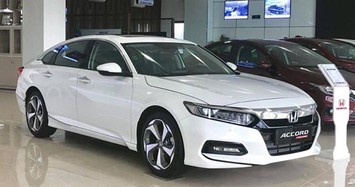 Để tăng doanh số, Honda Accord tiếp tục được giảm giá tới 220 triệu đồng 