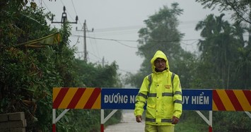 Sạt lở thủy điện Rào Trăng 3: Thi thể 3 người chưa thể đưa ra ngoài