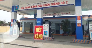 Nhiều cây xăng ở TP HCM lại diễn ra cảnh 'hết xăng còn dầu' 