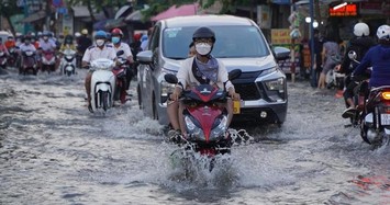 Dự báo thời tiết hôm nay: Miền Trung mưa lớn kéo dài 