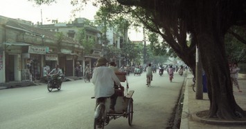 Hà Nội năm 1996 mộc mạc qua ống kính khách Tây