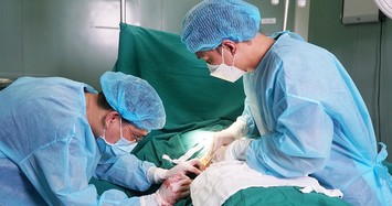 Hoại tử vùng bụng vì tiêm thuốc tan mỡ
