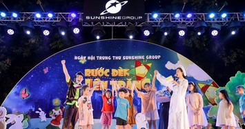 Cư dân nhí tưng bừng ‘Rước đèn lên trăng” trong đêm hội Trung thu của Sunshine Group