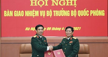 Tổ chức Hội nghị bàn giao nhiệm vụ Bộ trưởng Bộ Quốc phòng