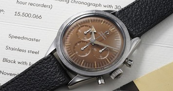 Cận cảnh đồng hồ Omega Speedmaster 1957 trị giá 3,4 triệu USD 