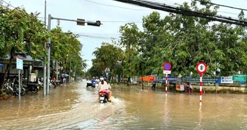 Cần Thơ: Triều cường vượt báo động 3, ngập sâu nhiều tuyến đường