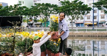 Độc đáo chợ hoa “trên bến dưới thuyền” chỉ Tết mới có ở TP HCM