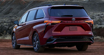 Ngắm Toyota Sienna 2021 mới từ 819 triệu đồng