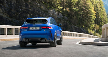 Chi tiết phiên bản hàng đầu Jaguar F-Pace SVR 2021 chỉ cần 3,8 giây để bứt tốc