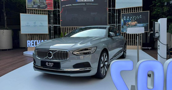 Volvo S90 Recharge Ultimate 2024 chính thức ra mắt ở Việt Nam 