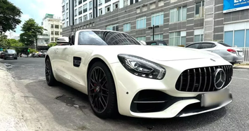 Cận cảnh xe thể thao mui trần Mercedes-AMG GT Roadster độc nhất Việt Nam 