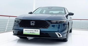 Honda trình làng sedan Accord 2025 phiên bản máy xăng 