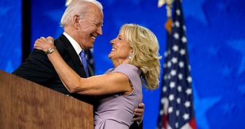 Chuyện tình nổi tiếng của ông Joe Biden và phu nhân 