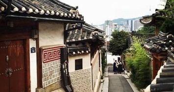 Nằm giữa thủ đô Seoul sầm uất, làng Bukchon Hanok 600 tuổi hấp dẫn du khách 