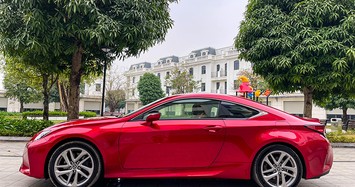 Lexus RC 300 đời 2019, ODO 9.000 km có giá 1,9 tỷ