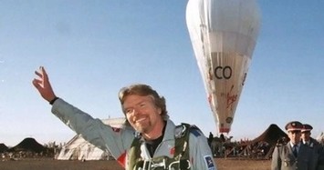 Tỷ phú Richard Branson gần 80 tuổi vẫn thích chơi ngông