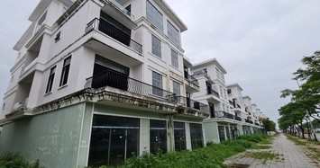 Cận cảnh loạt shophouse chục tỷ bỏ hoang ở Đà Nẵng