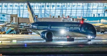 Vietnam Airlines báo lỗ ròng 2021 gần 13.000 tỷ, vốn chủ sở hữu sắp bị 'ngốn' hết